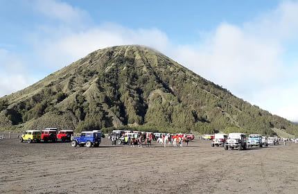 布罗莫火山沙海远征
